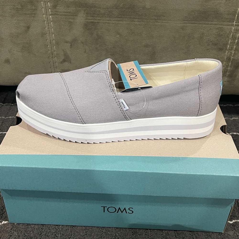 TOMS Alp Midform Slip-On
